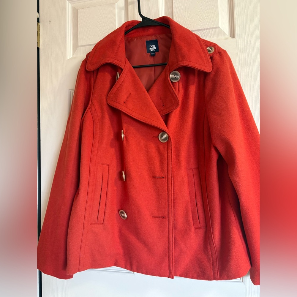 GAP Women's Bold Red Peacoat